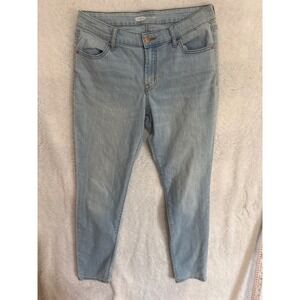 Old Navy Womens Size 10 Light Wash Denim Super‎ Skinny Ankle Jeans